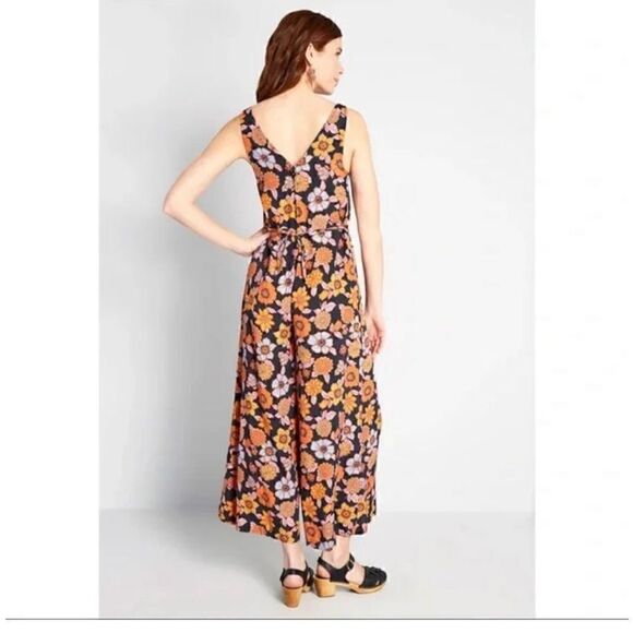 ModCloth floral retro boho festival v-neck jumpsuit S - Picture 7 of 8
